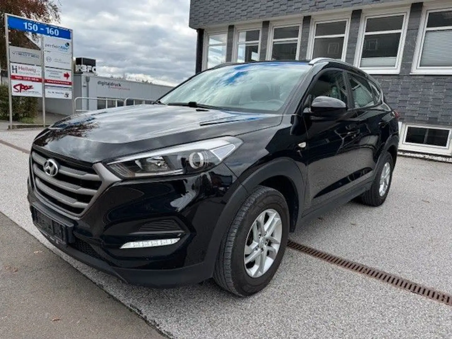 Hyundai TUCSON blue Classic 2WD Noir - 1