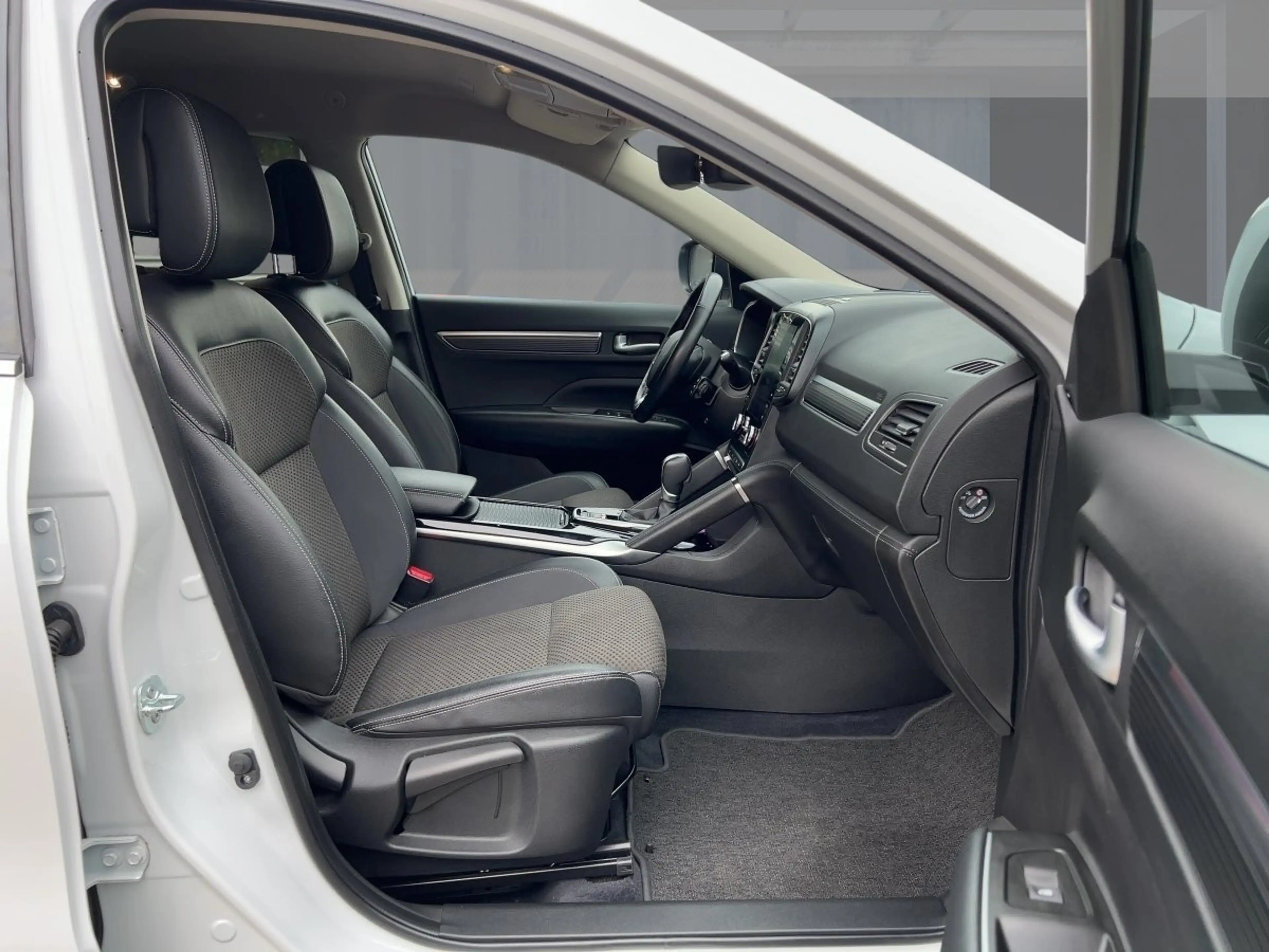 Renault Koleos INTENS BLUE dCi 185 X-tronic — photo 8