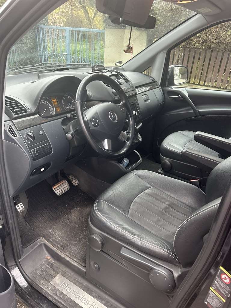 Second hand Mercedes Benz Viano 3.0