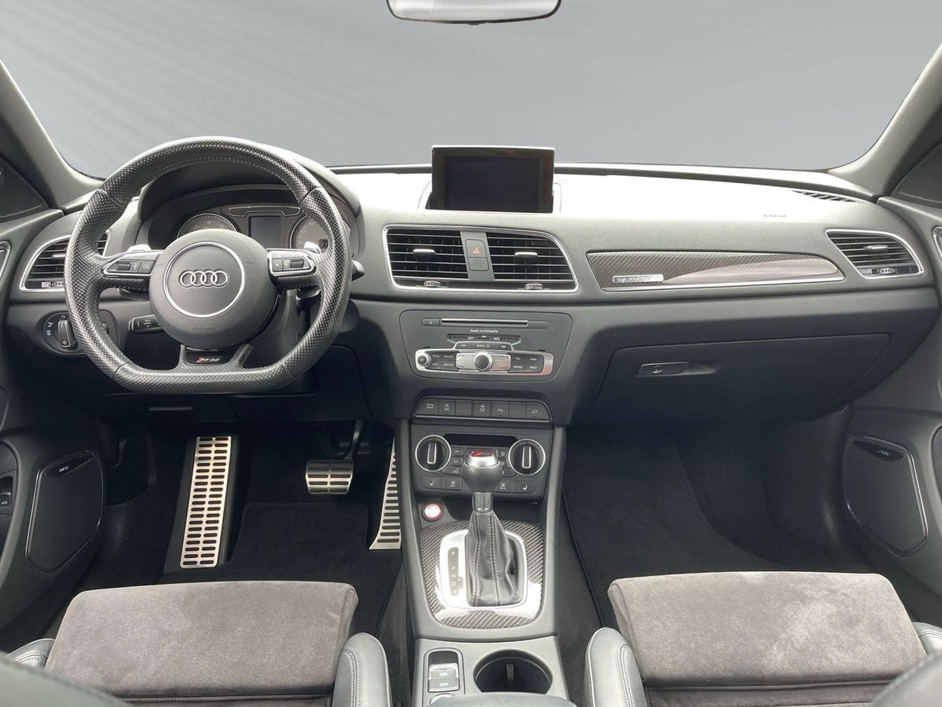 Audi RS Q3 2.5 20V TFSI DSG quattro LED NAVI BOSE — photo 12