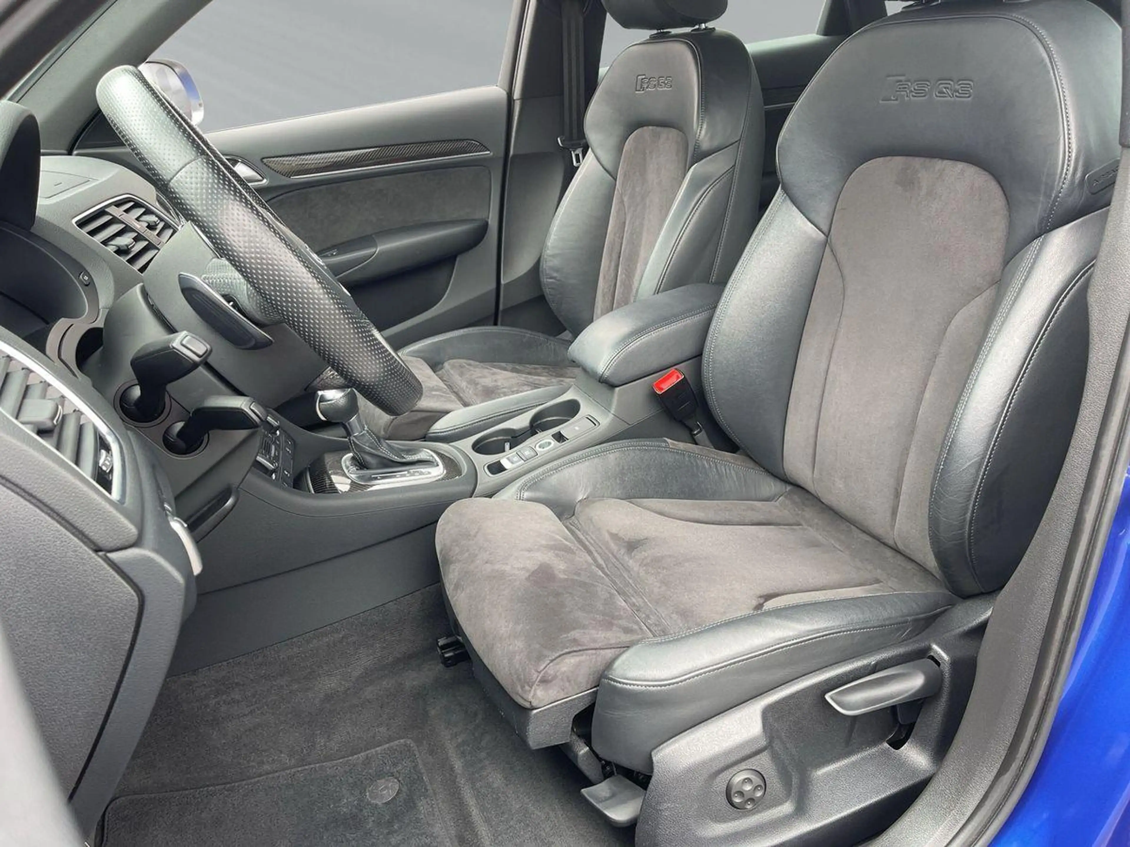 Audi RS Q3 2.5 20V TFSI DSG quattro LED NAVI BOSE — photo 8