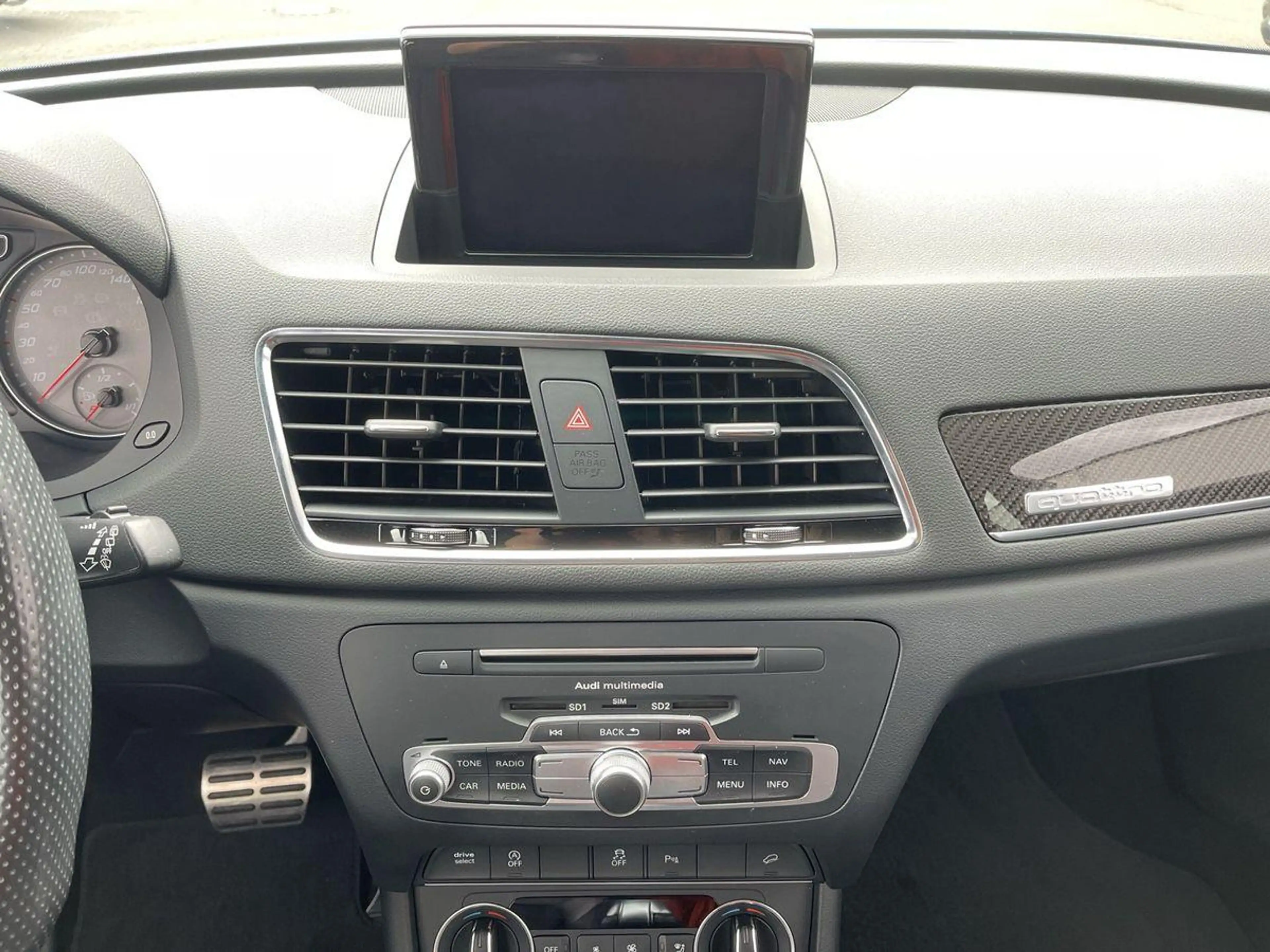 Audi RS Q3 2.5 20V TFSI DSG quattro LED NAVI BOSE — photo 14