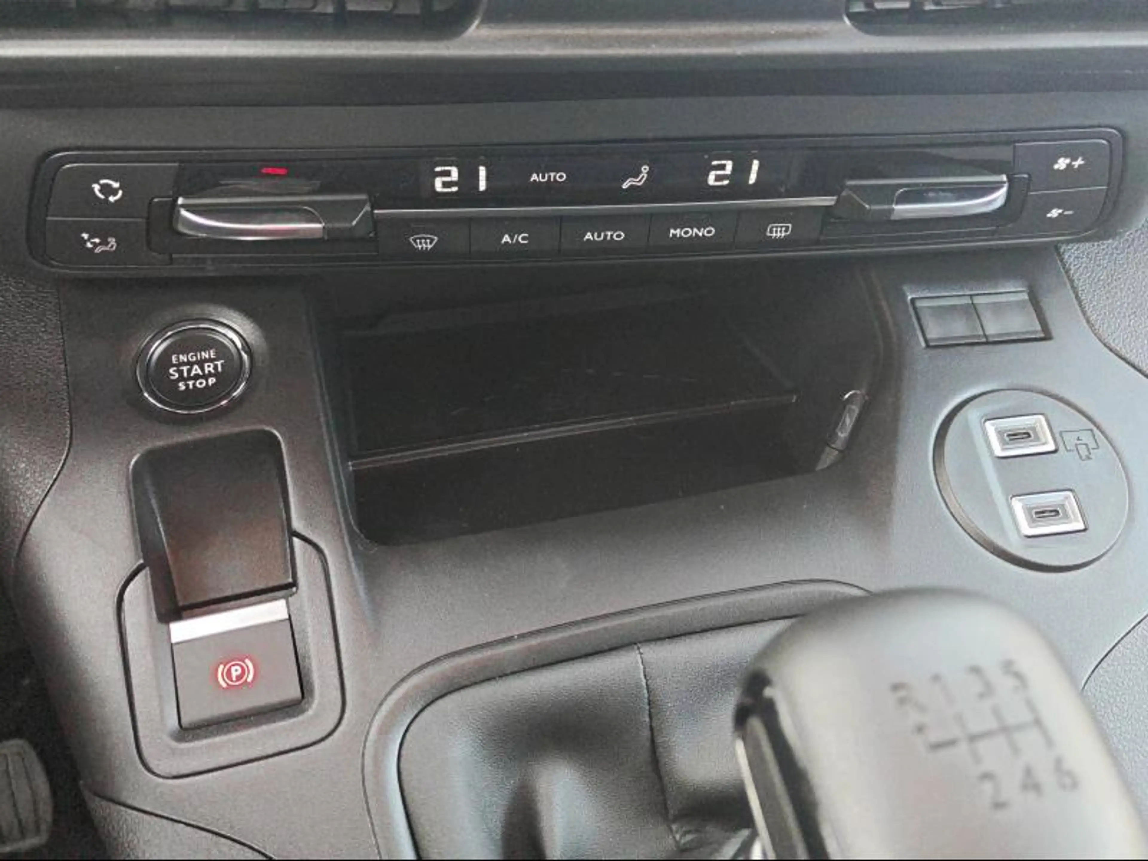 Citroen Berlingo MAX Taille XL — photo 19