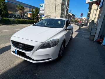 2.0 d3 R-design Momentum geartronic