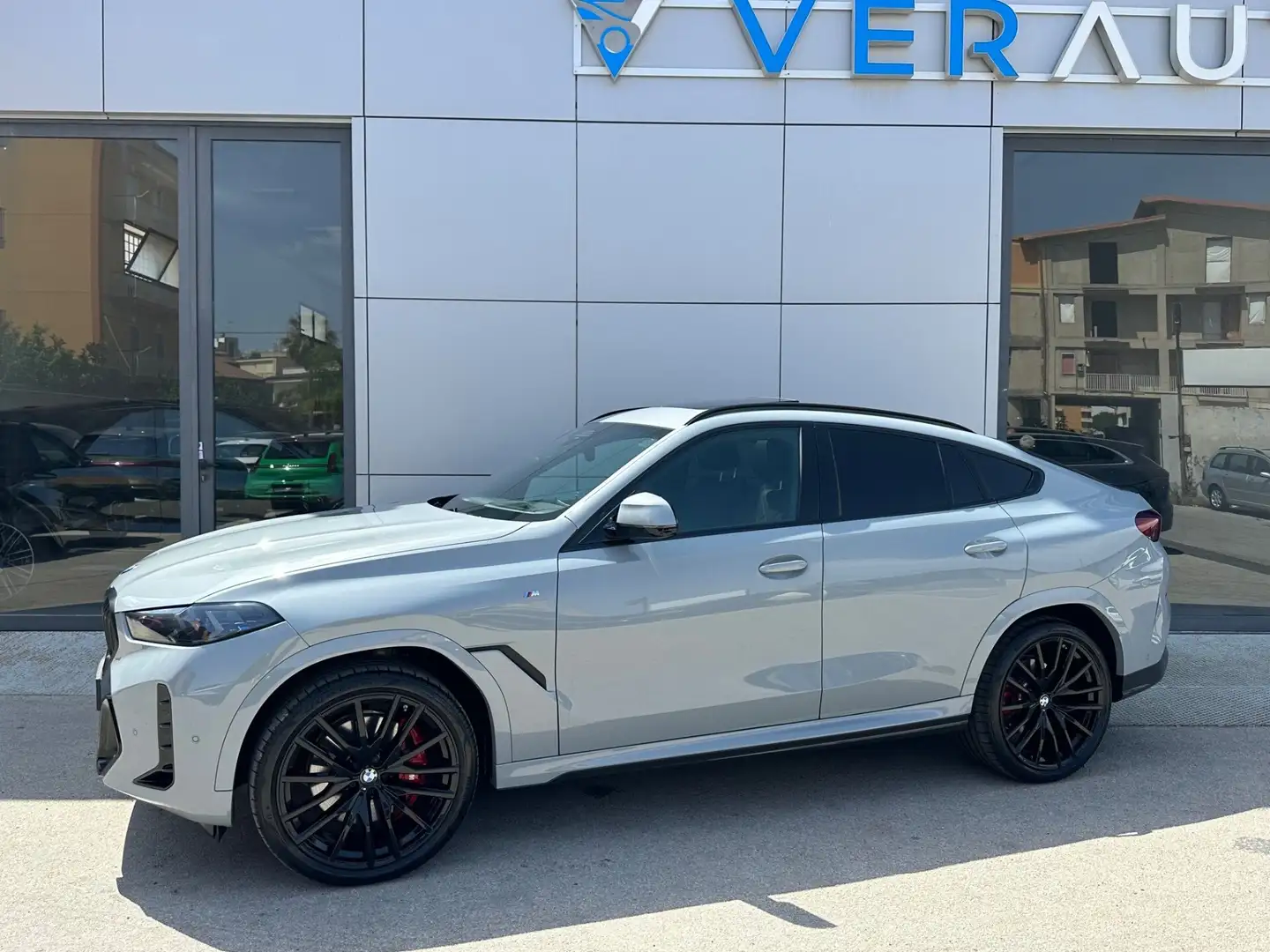 BMW X6 xdrive30d MSport possibilità noleggio noscoring Gris - 2
