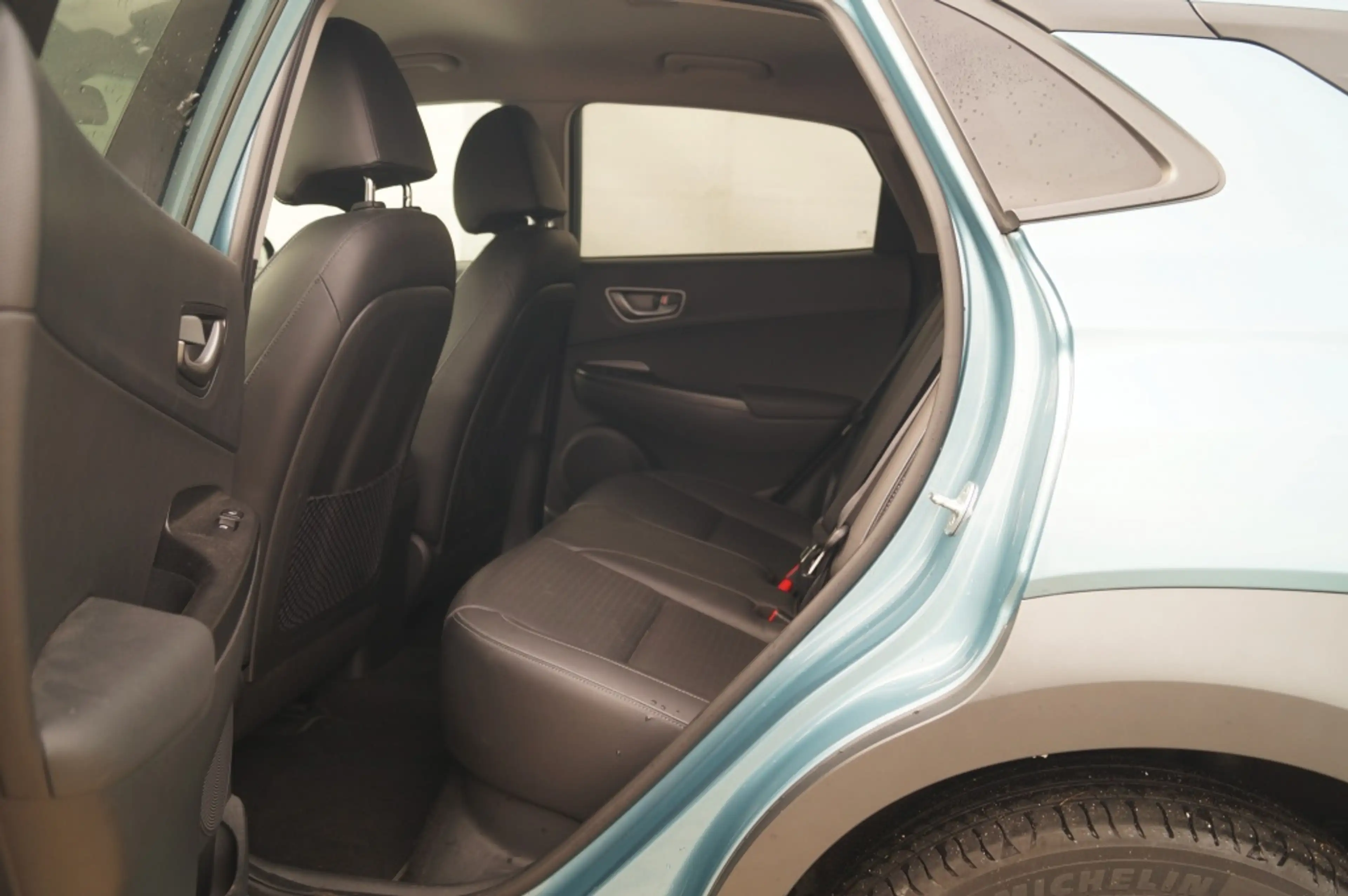 Hyundai KONA EV Premium 64 kWh -SOH92%-LEER-NAVI-ECC-CAM- — photo 9