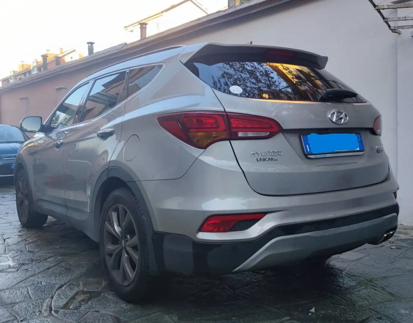 Hyundai Grand Santa Fe 2.2 CRDI AWD Xpossible siva - 2