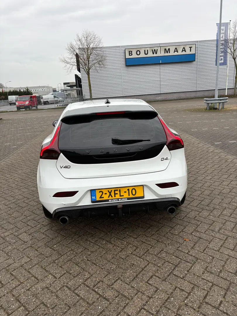 Volvo V40 2.0 D4 R-Design Blanco - 2