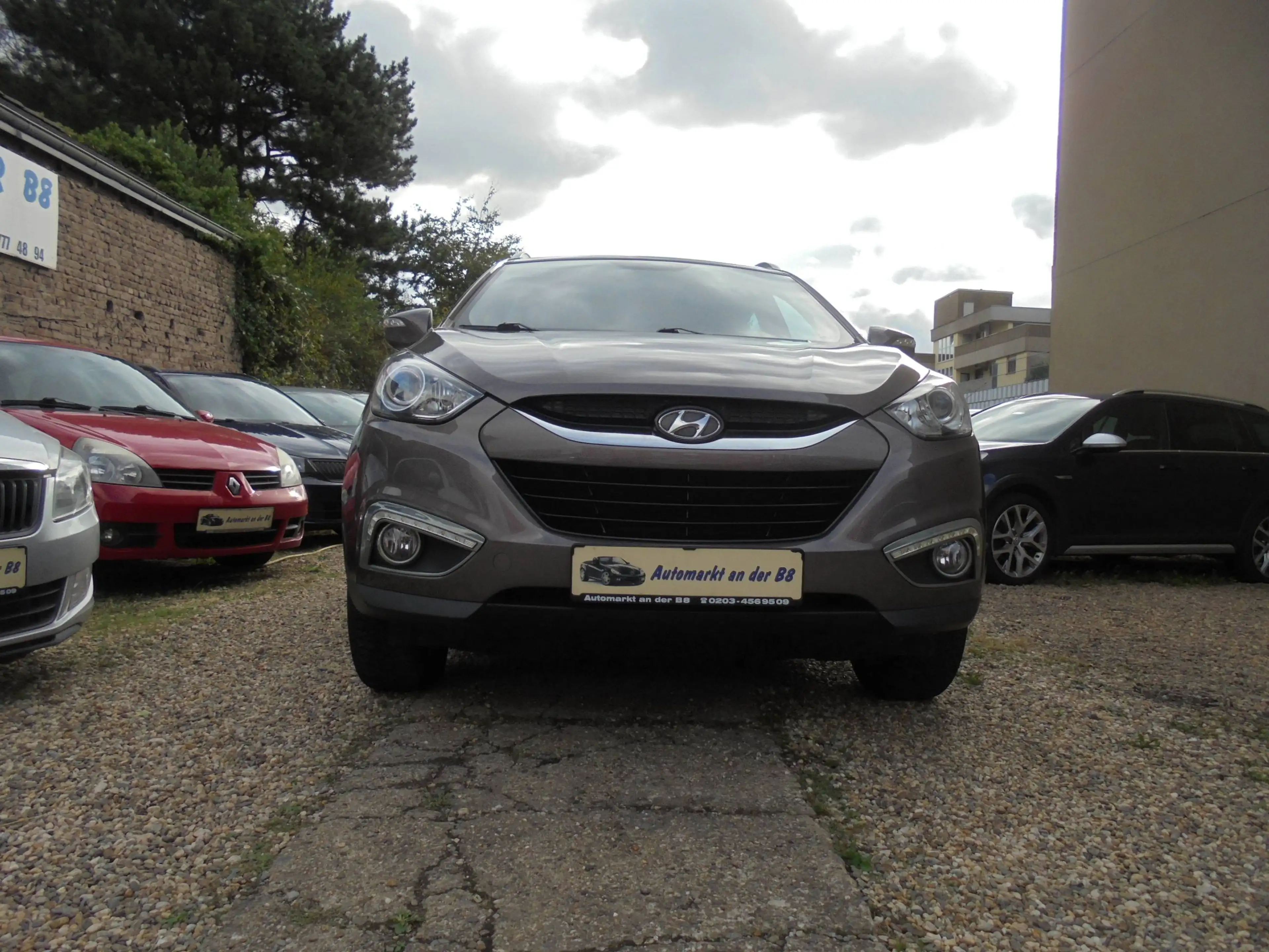 Hyundai iX35 5 Star Edition 2WD Teilleder,Klimatronik,2-Hand!!! — photo 3