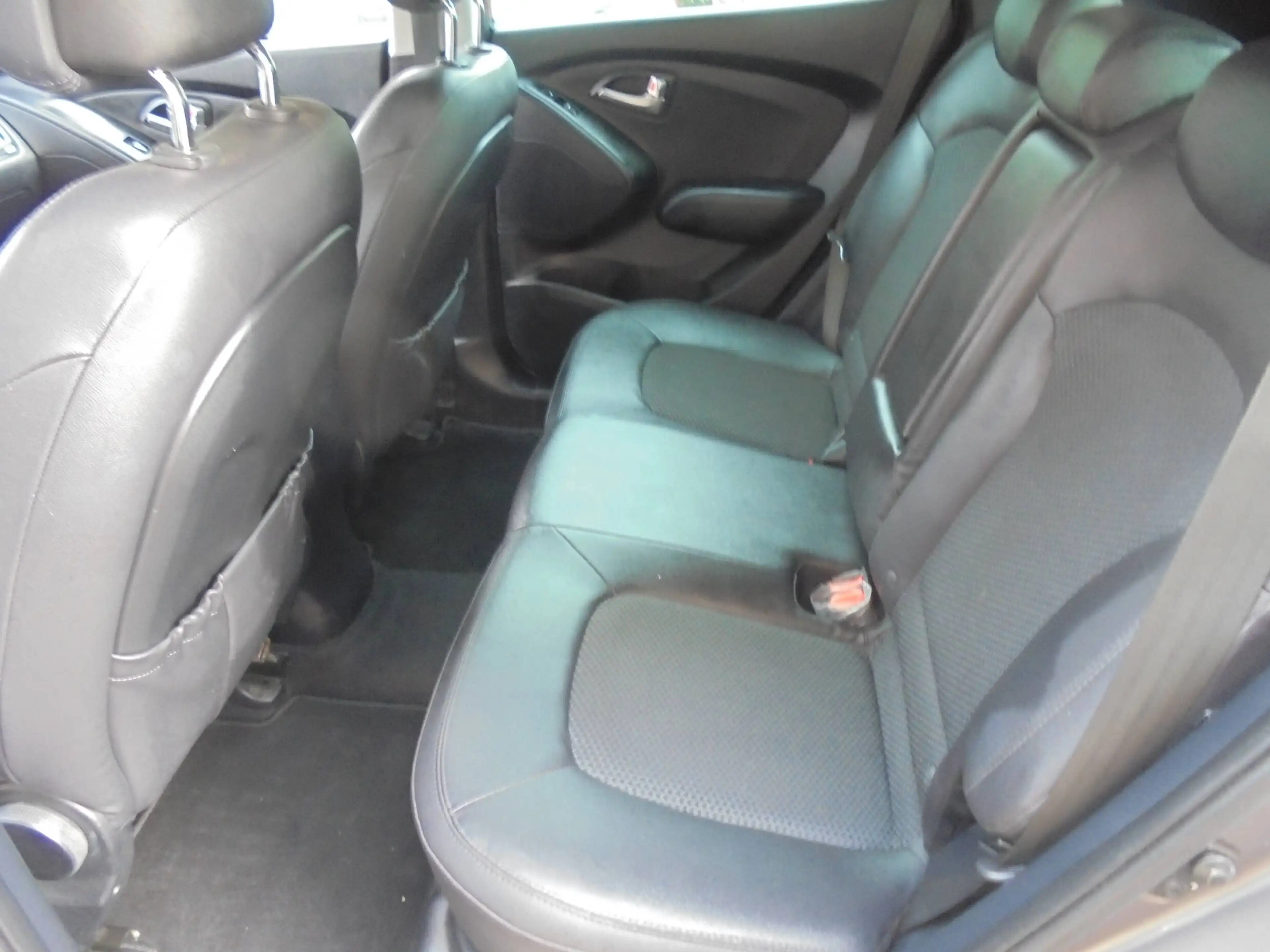 Hyundai iX35 5 Star Edition 2WD Teilleder,Klimatronik,2-Hand!!! — photo 13