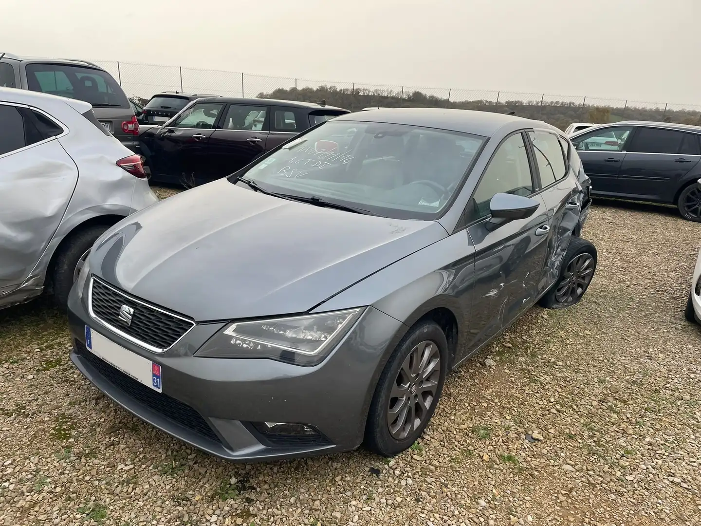 SEAT Leon Léon III 1.6 TDi 105 I-Tech / DL867 Gris - 2