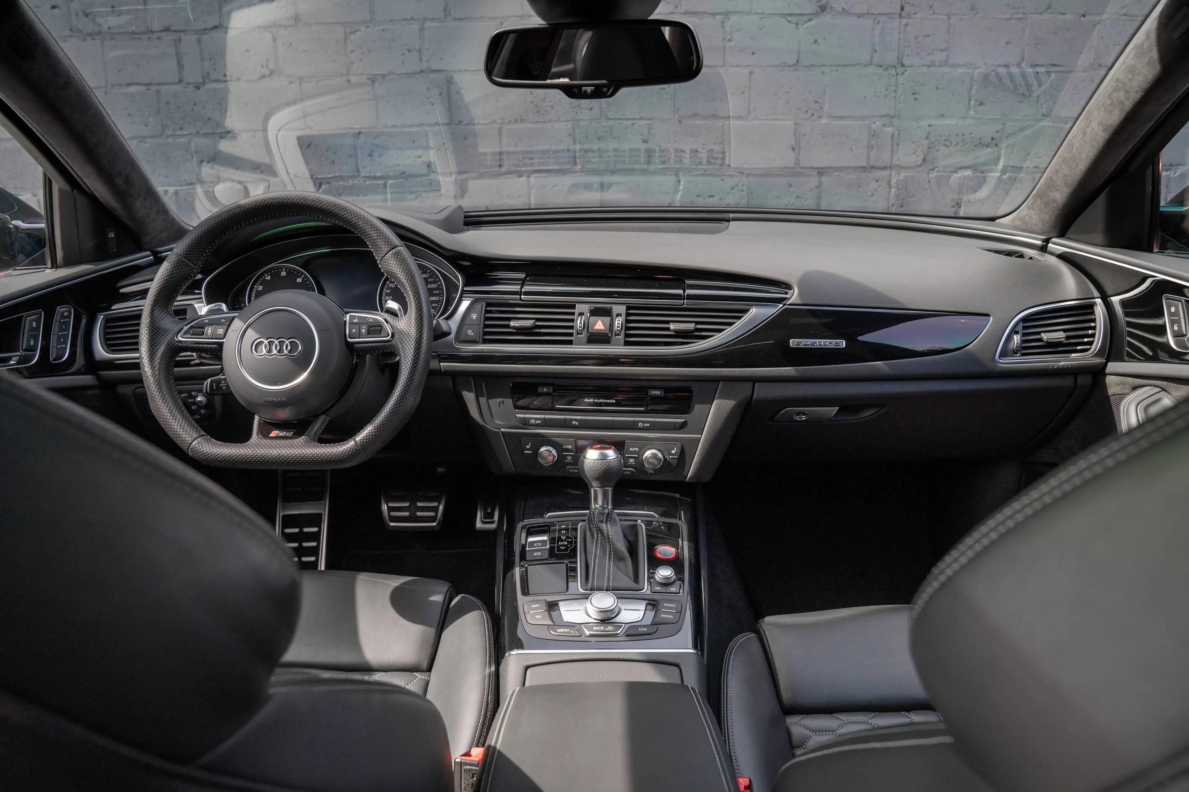 Audi RS6 Avant DYNAMIC PLUS/PANO/AKRAPOVIC — photo 3
