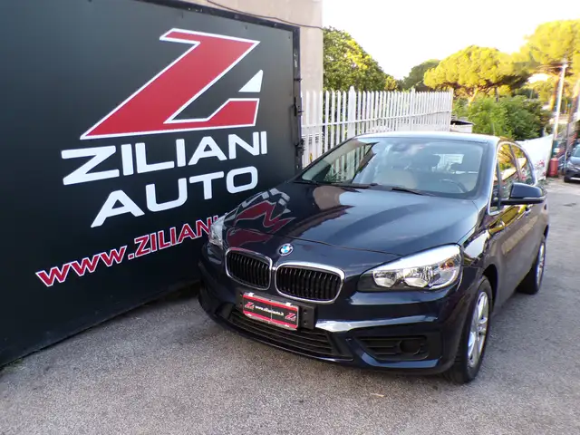 BMW 216