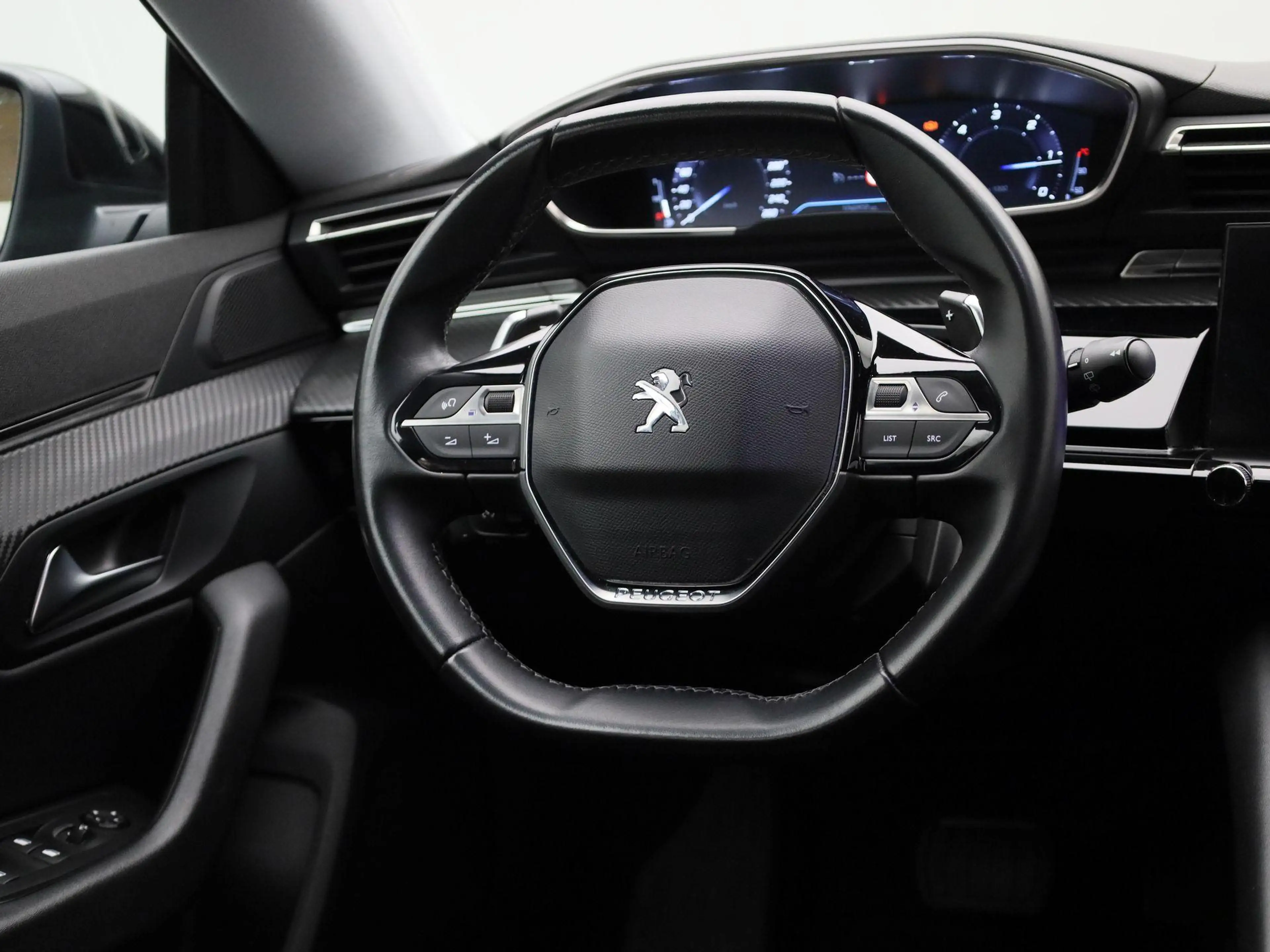 Peugeot 508 SW 1.5 BlueHDi 130 S&S EAT8 Active Pack — photo 11