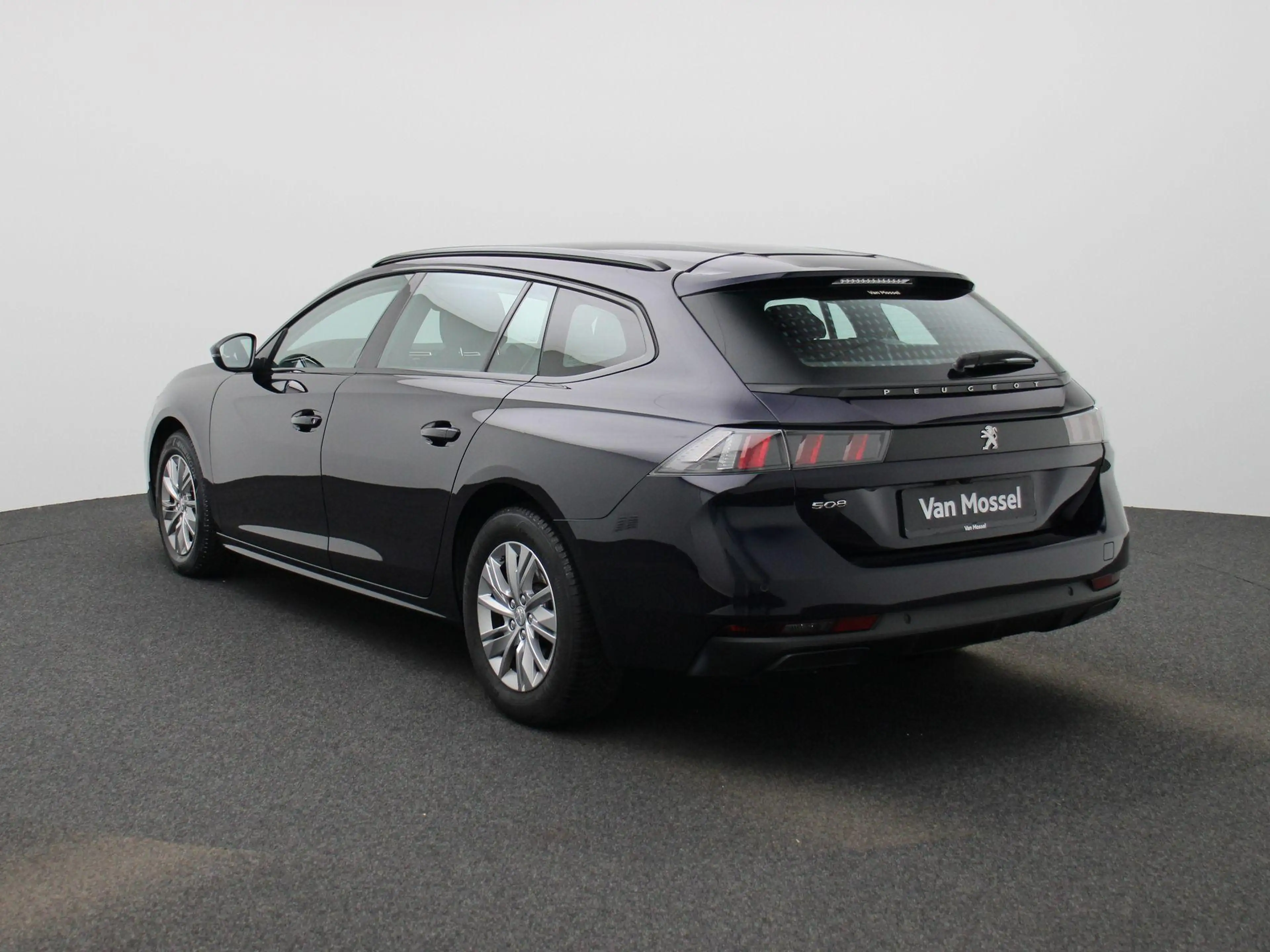 Peugeot 508 SW 1.5 BlueHDi 130 S&S EAT8 Active Pack — photo 2
