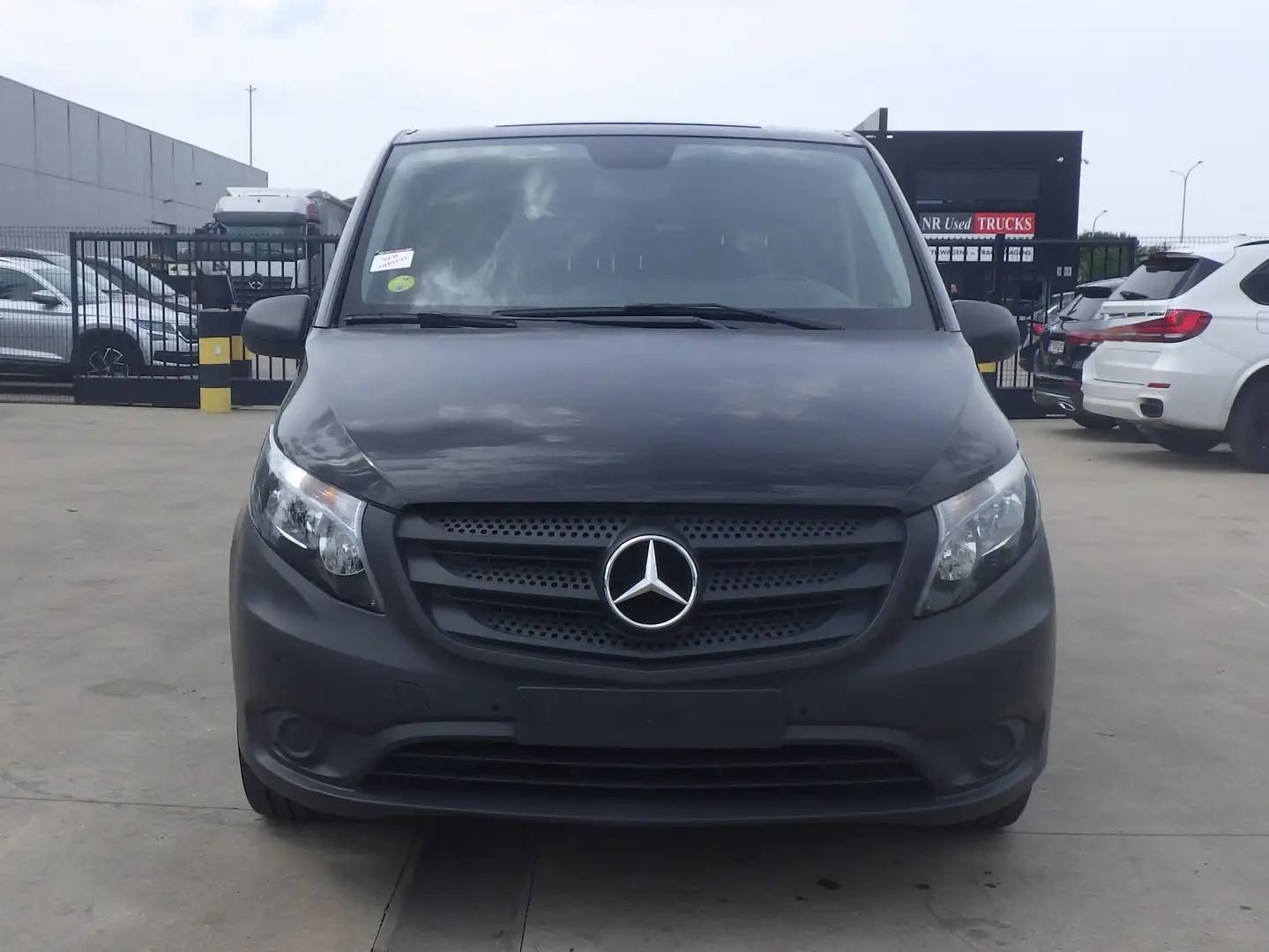 Mercedes-Benz Vito Tourer 114 CDI (03128) Noir - 2