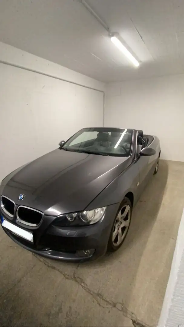 BMW 320 320i Grau - 1