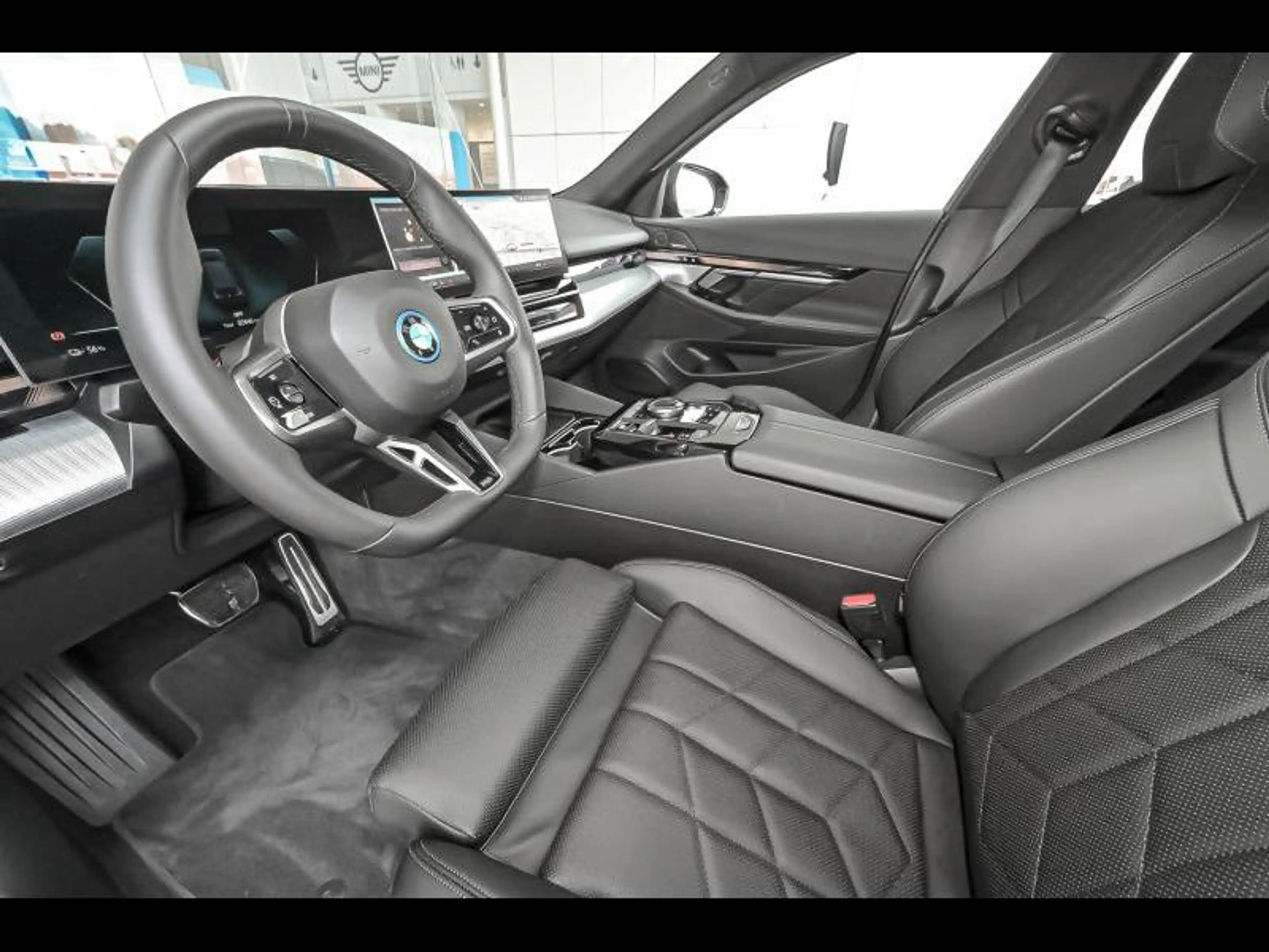 BMW i5 Berline — photo 6