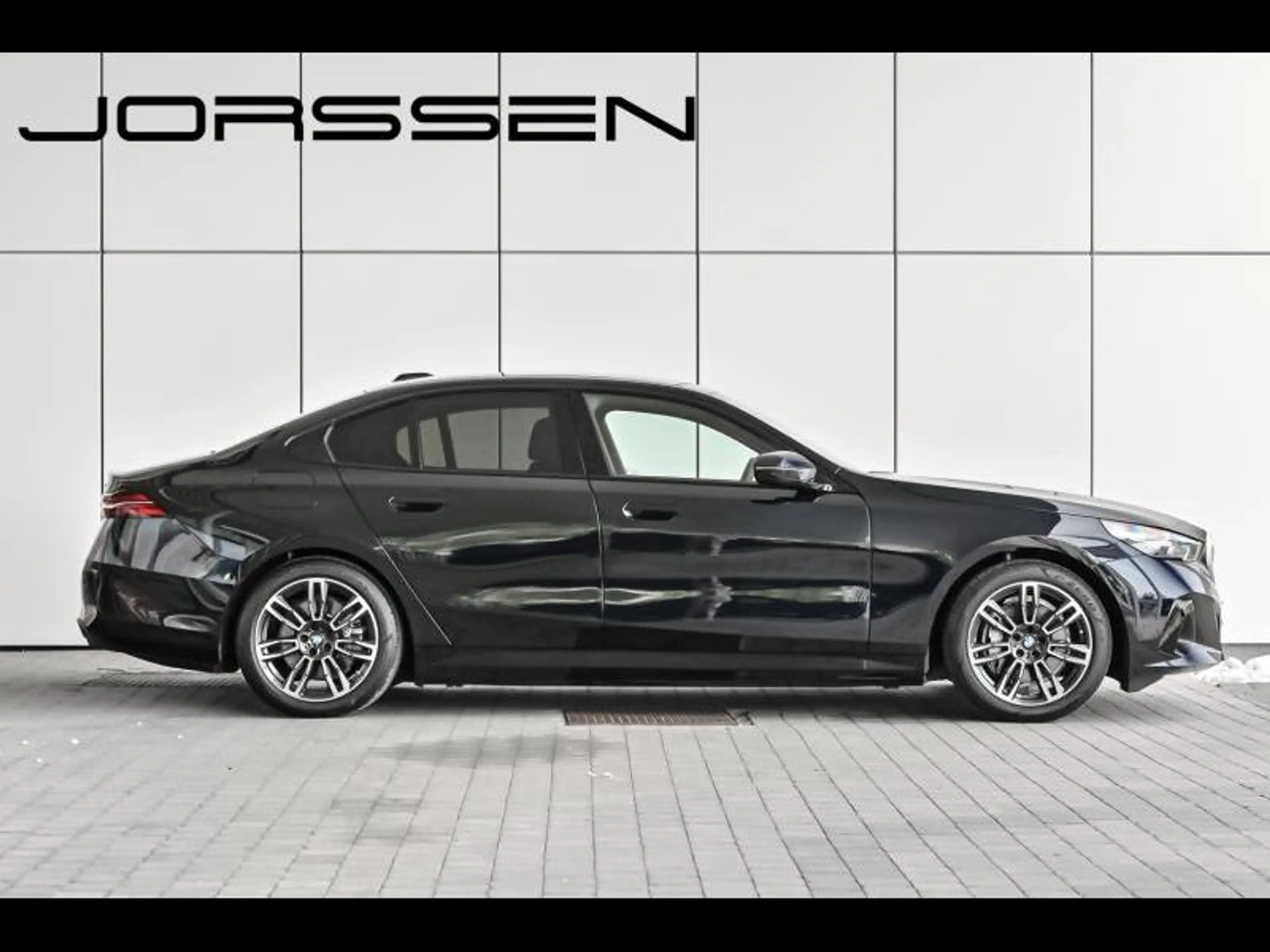 BMW i5 Berline — photo 3