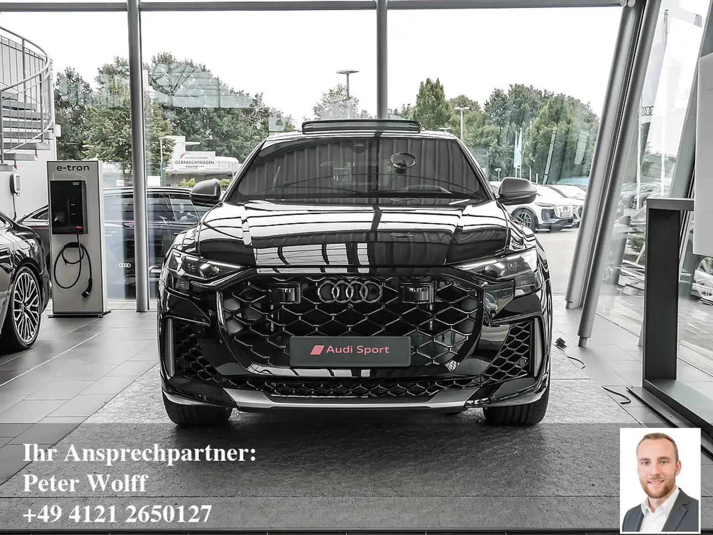 Audi RS Q8 4.0 TFSI quattro performance Schwarz - 2