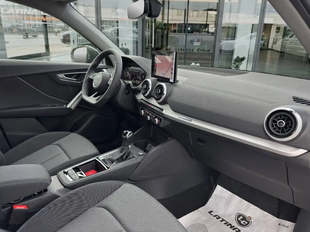 Audi Q2 35 2.0 tdi S line edition s-tronic con Telecamera 11