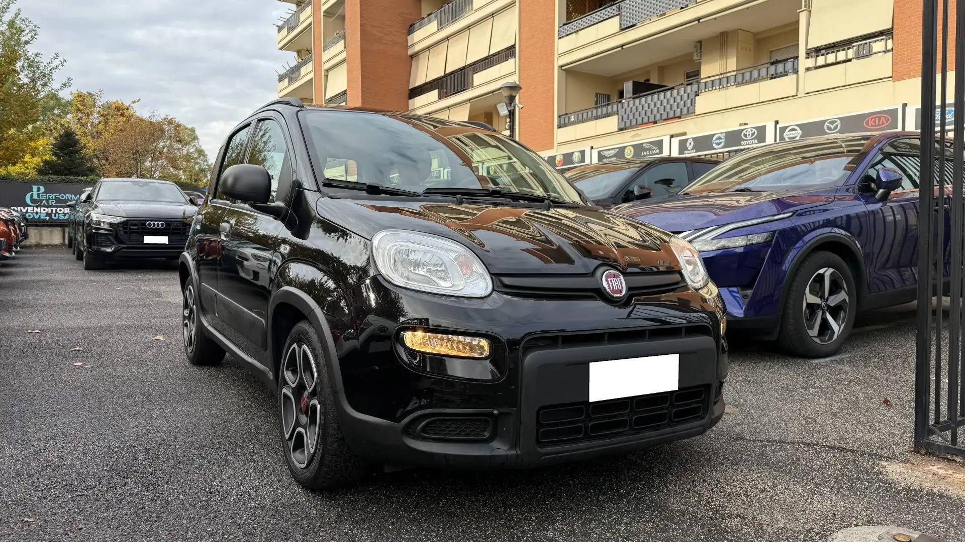 Fiat Panda 1.0 FIREFLY S&S HYBRID CITY LIFE*24M.G.*TEL* Zwart - 2