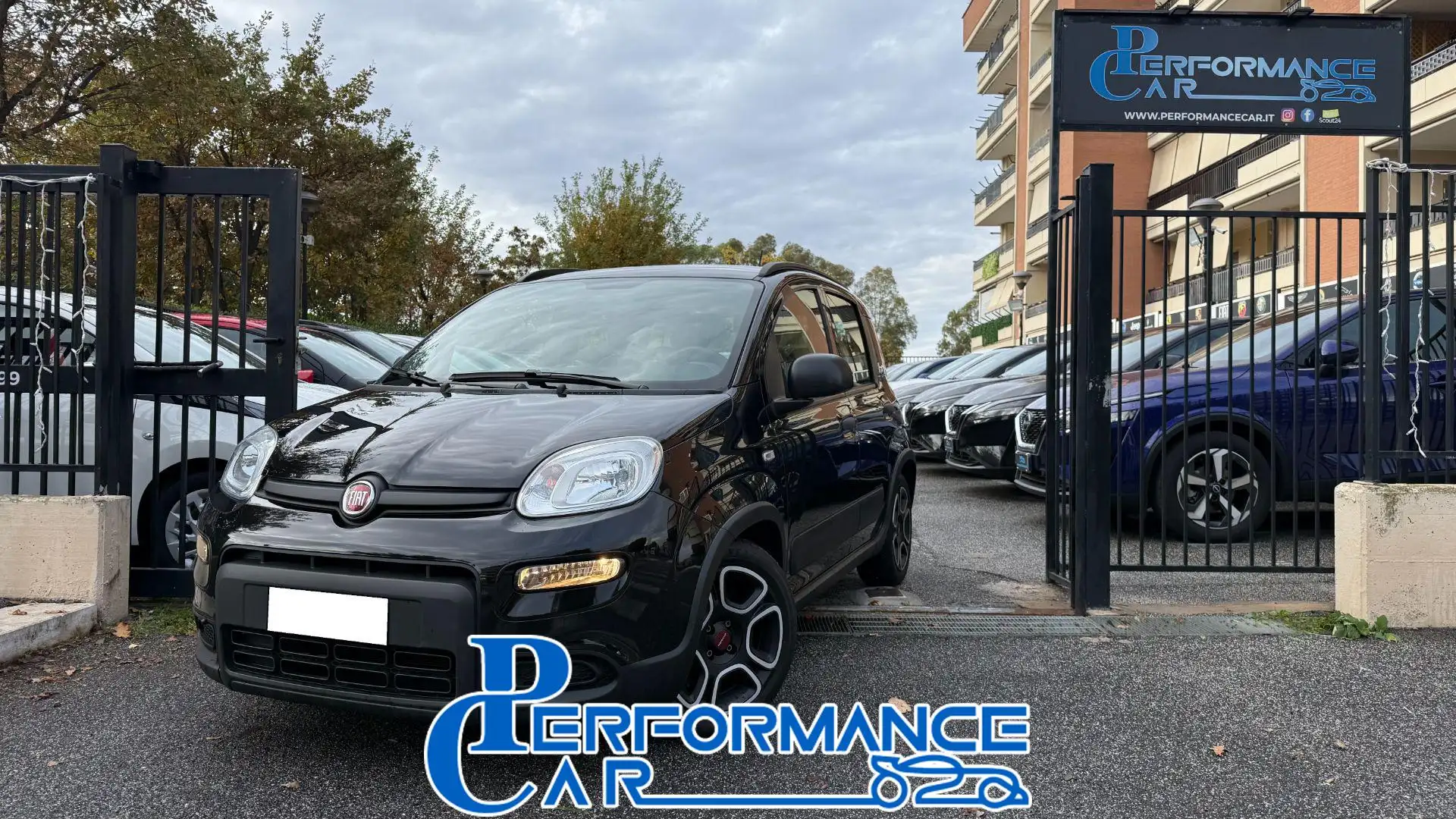 Fiat Panda 1.0 FIREFLY S&S HYBRID CITY LIFE*24M.G.*TEL* Zwart - 1