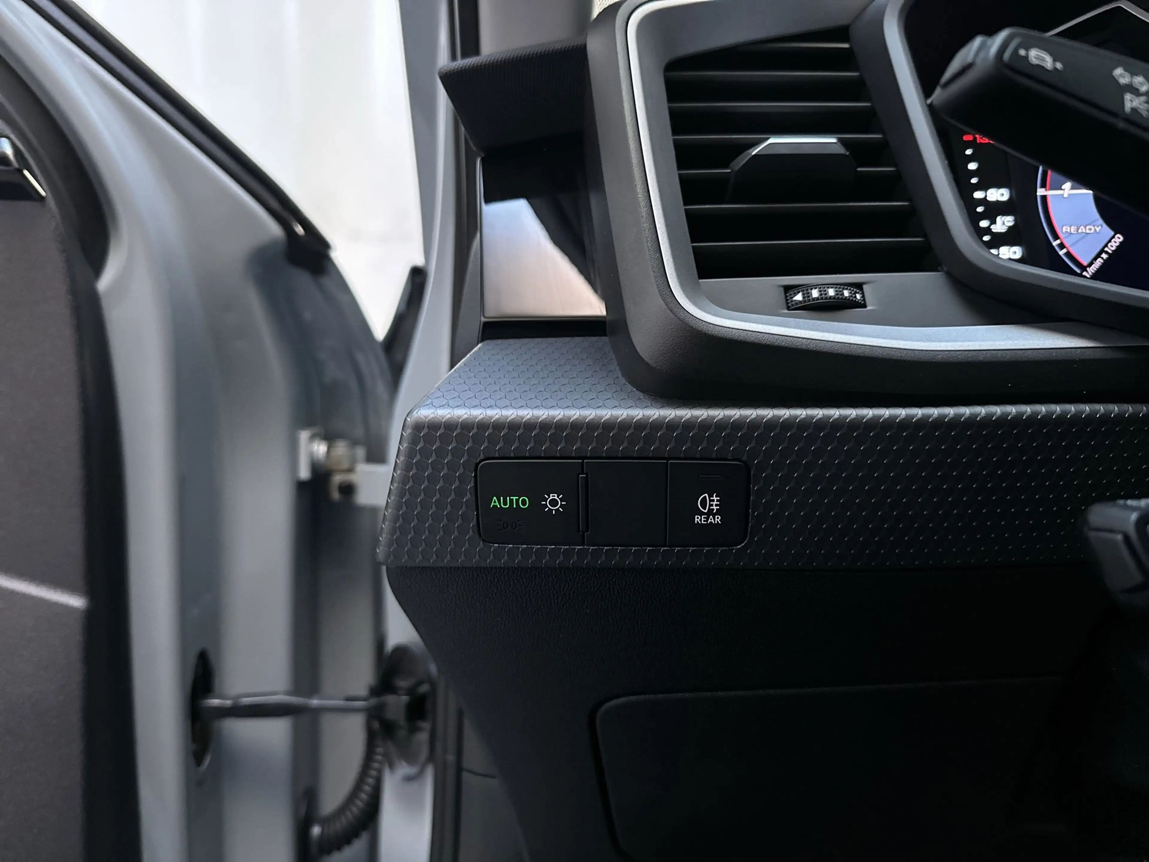 Audi A1 Sportback 30 TFSI 110pk Pro Line App-Connect DAB+ — photo 21