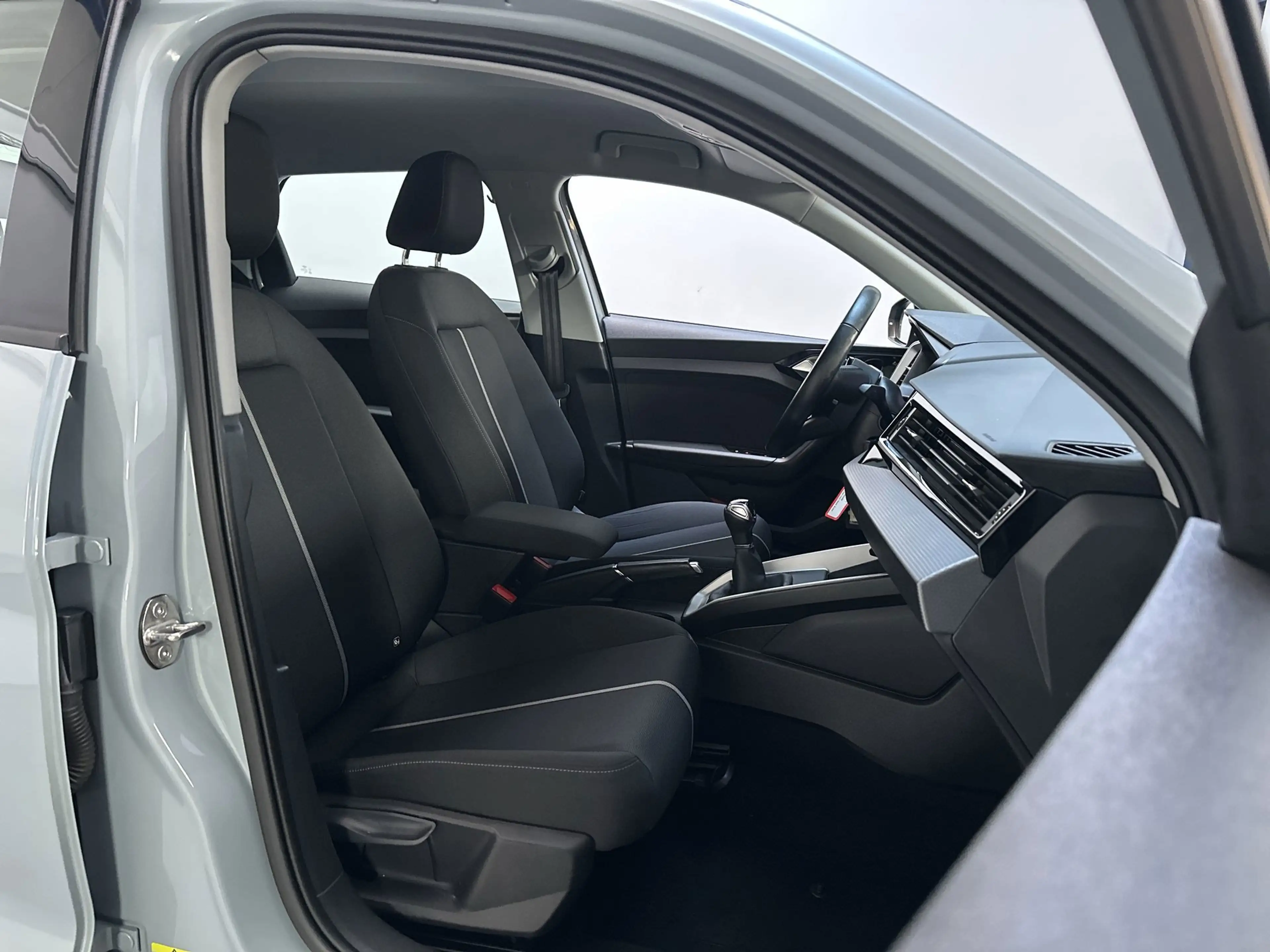 Audi A1 Sportback 30 TFSI 110pk Pro Line App-Connect DAB+ — photo 7