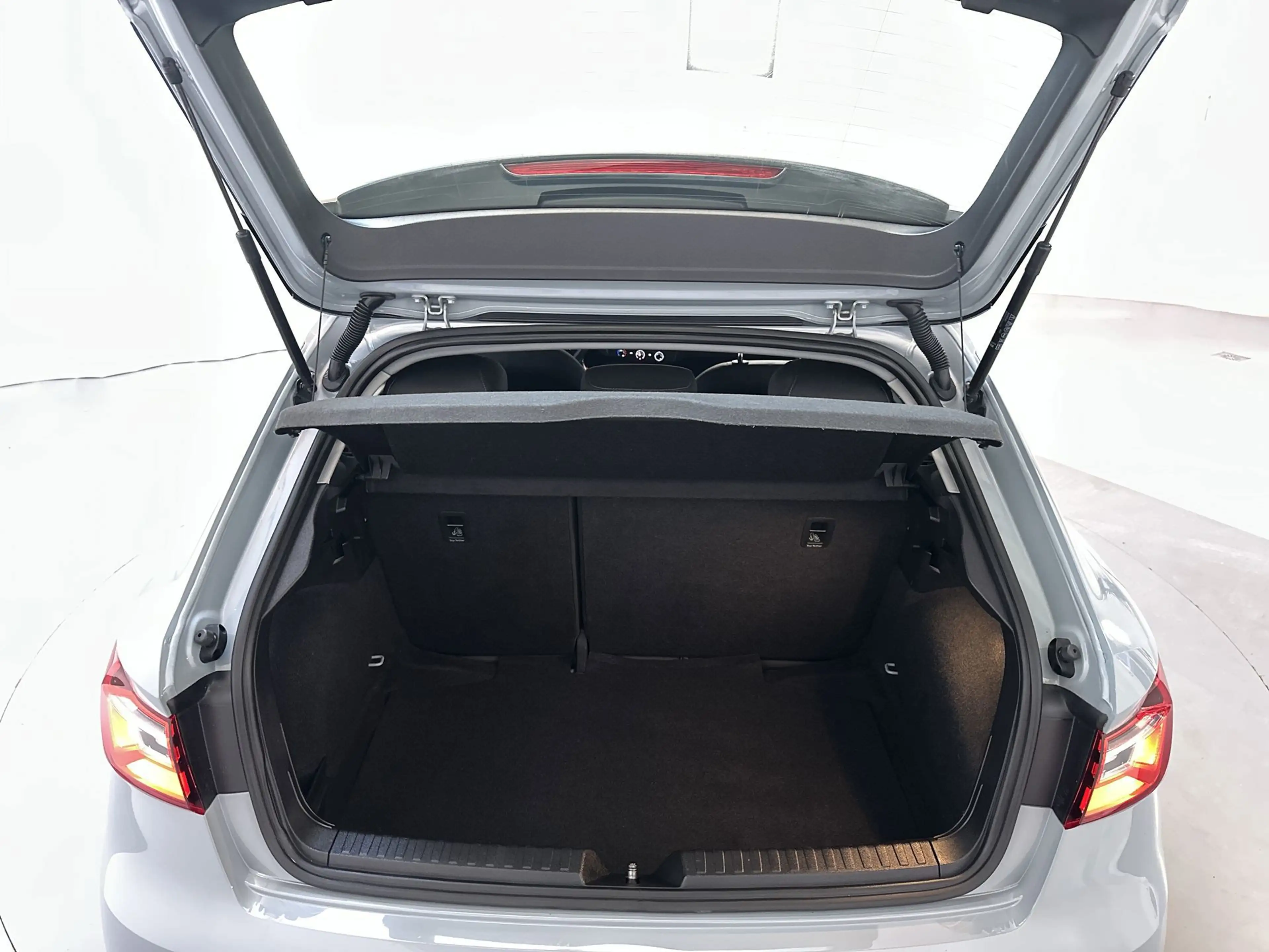 Audi A1 Sportback 30 TFSI 110pk Pro Line App-Connect DAB+ — photo 12