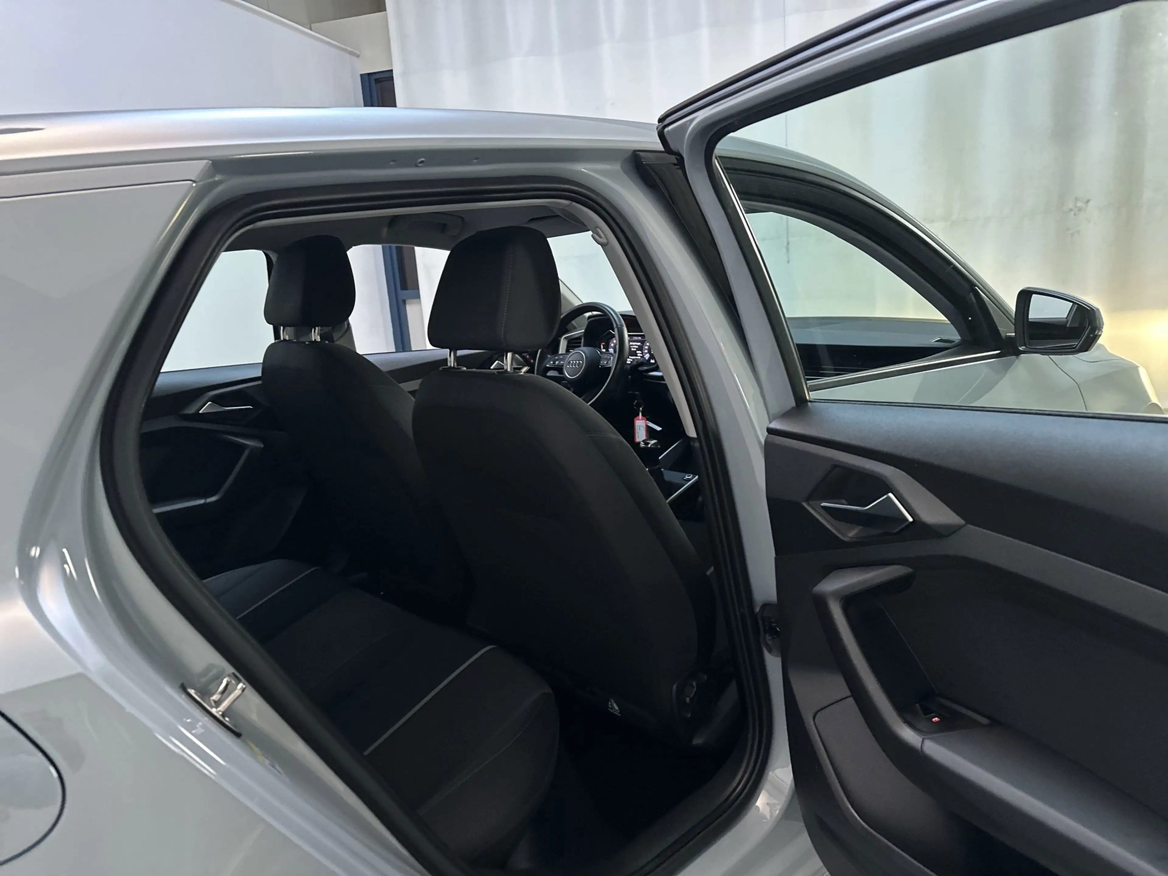 Audi A1 Sportback 30 TFSI 110pk Pro Line App-Connect DAB+ — photo 13