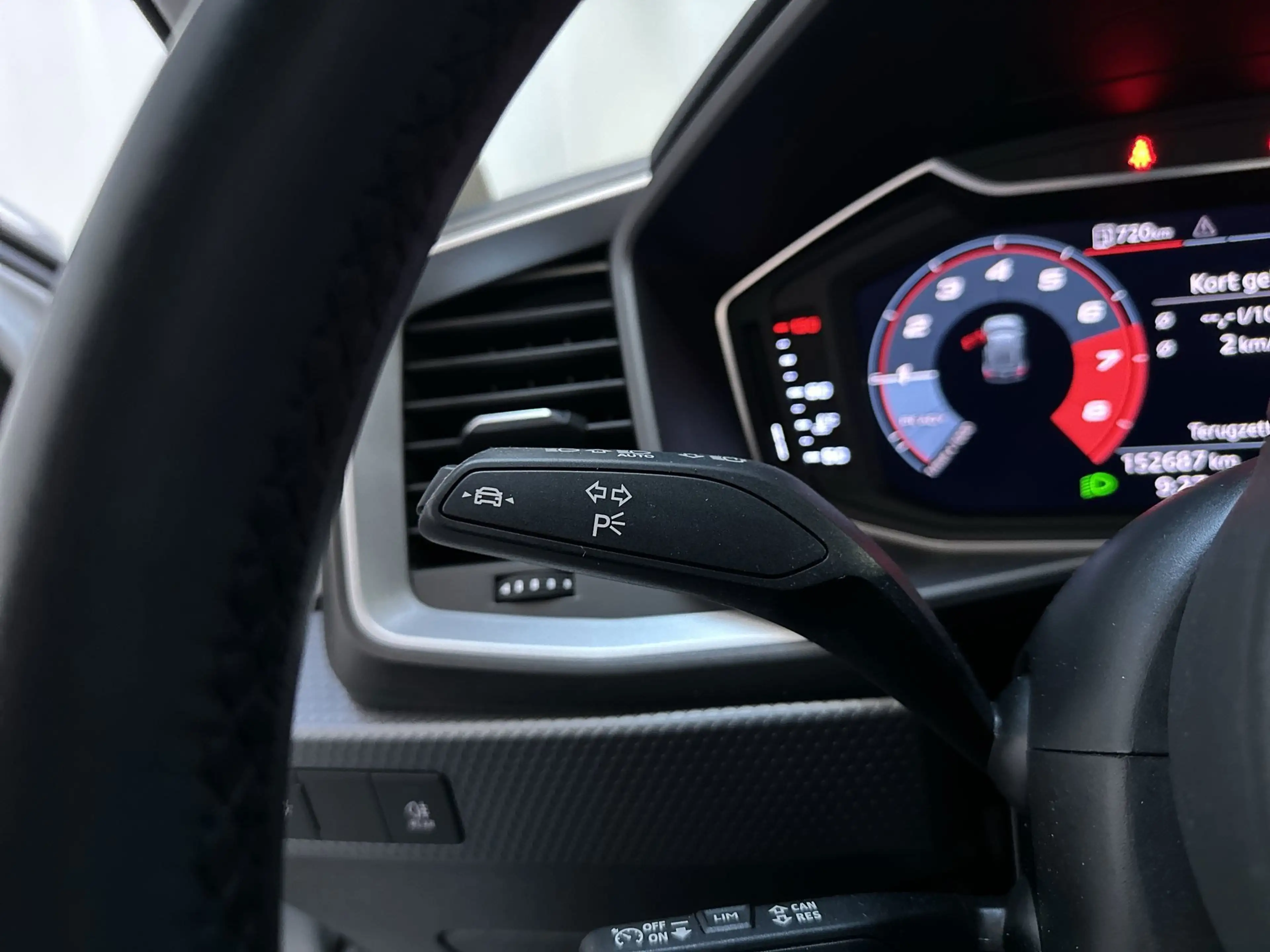 Audi A1 Sportback 30 TFSI 110pk Pro Line App-Connect DAB+ — photo 20