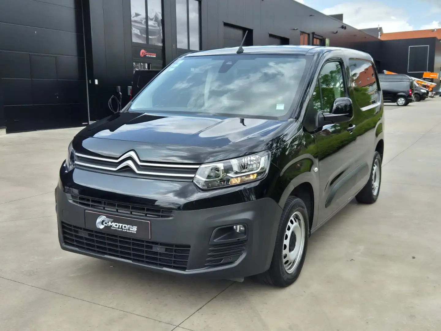Citroen Berlingo 1.5 BlueHDi 100 MAN6 3pl /Camera/Carplay/Airco Zwart - 1