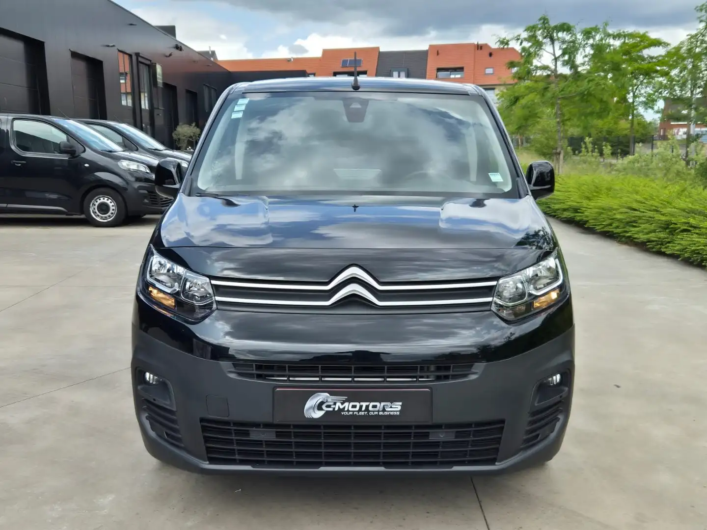 Citroen Berlingo 1.5 BlueHDi 100 MAN6 3pl /Camera/Carplay/Airco Zwart - 2