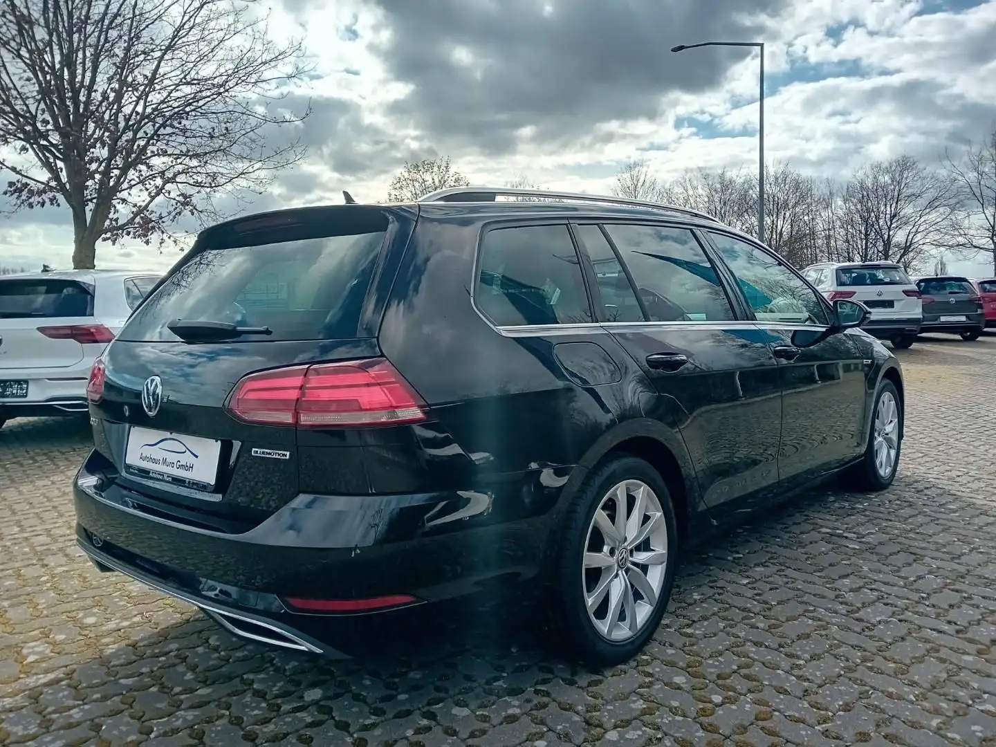 Volkswagen Golf Variant Highline 1.5TSI Navi LED Active Lig Negro - 2