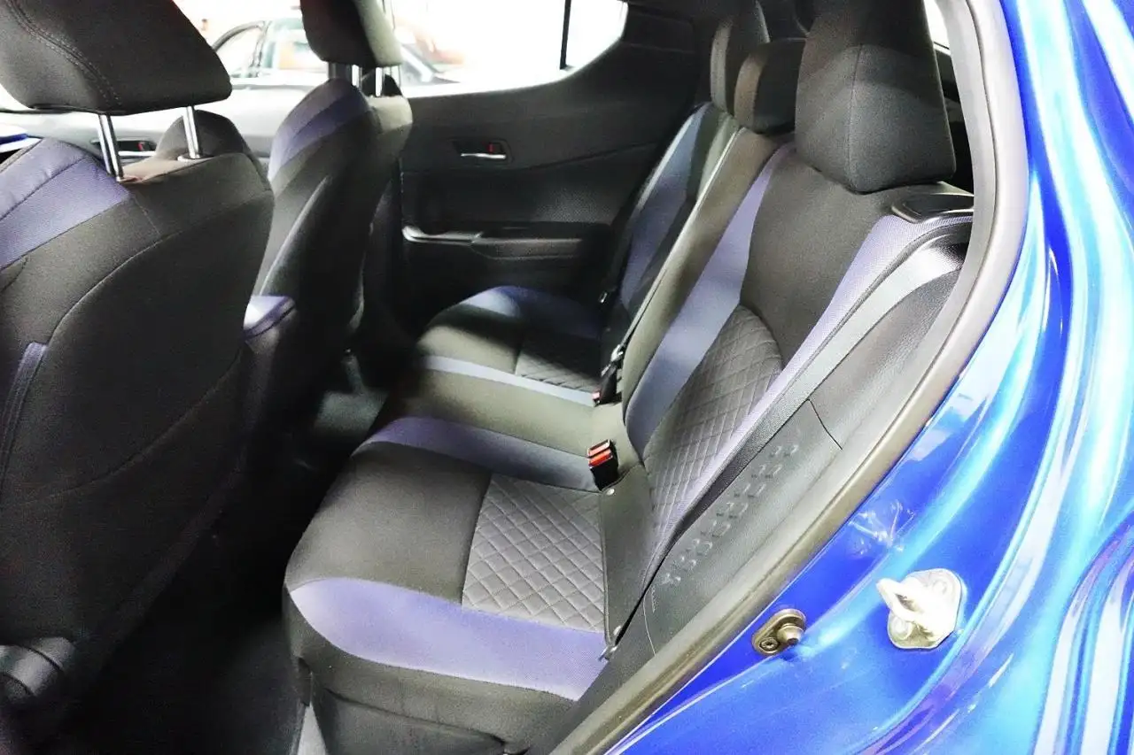 Toyota C-HR снимка Toyota C-HR
