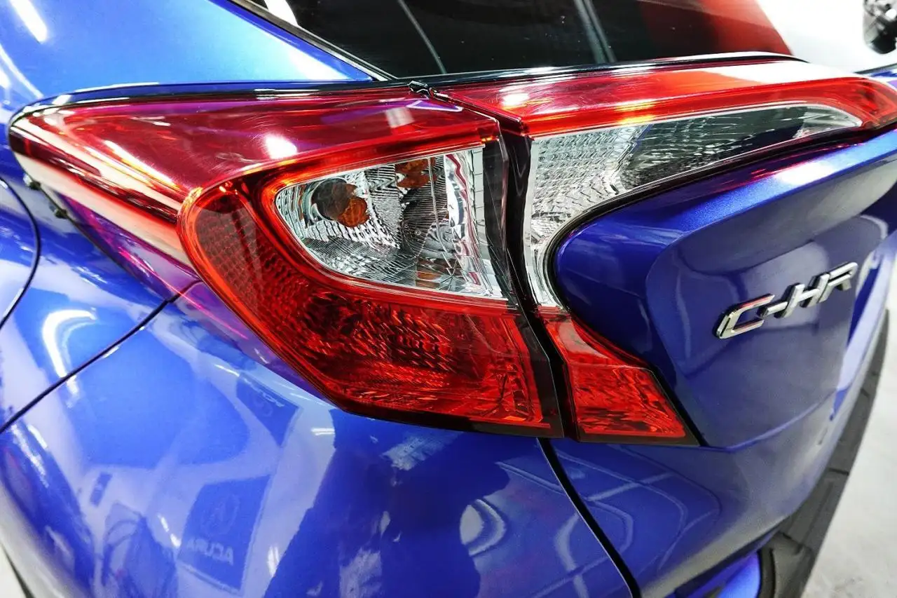 Toyota C-HR снимка Toyota C-HR