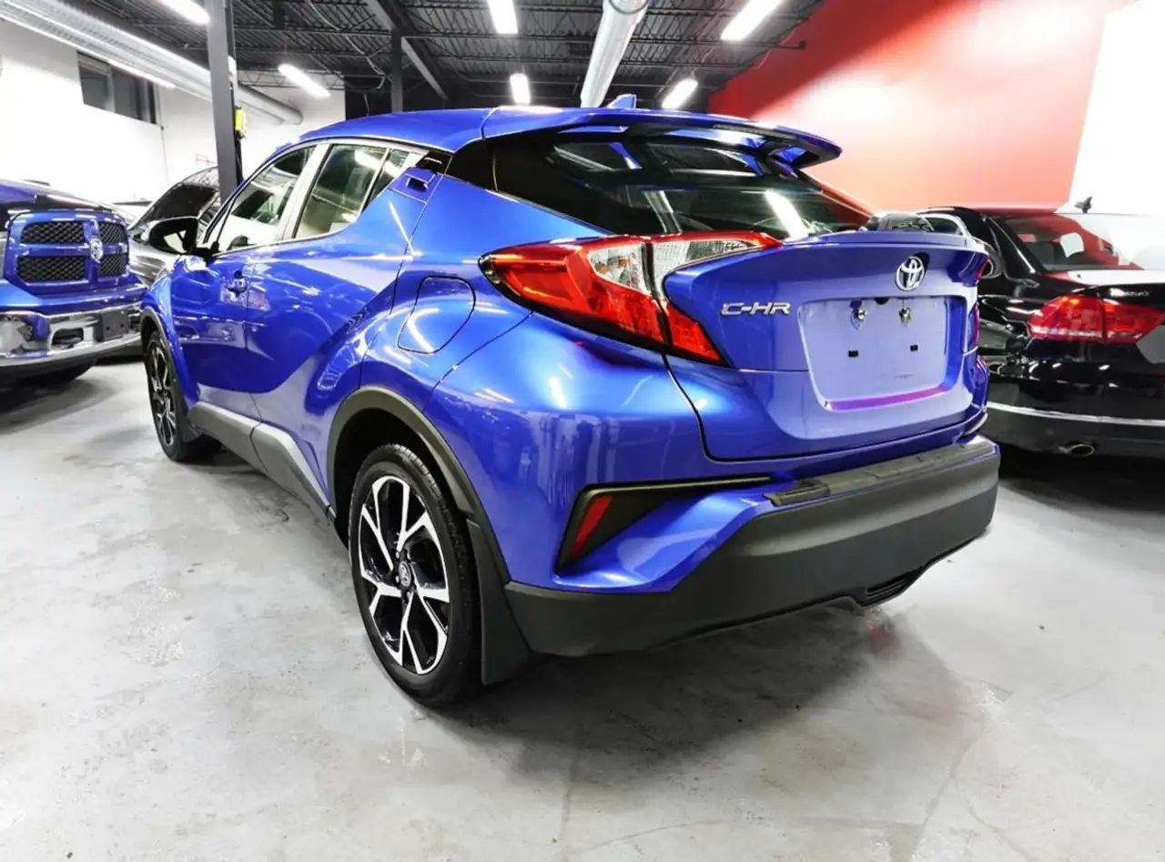 Toyota C-HR снимка Toyota C-HR