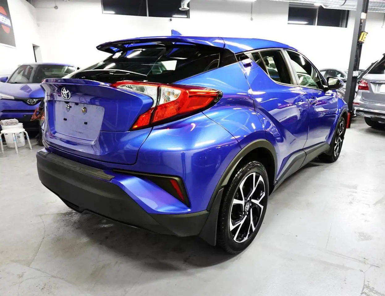 Toyota C-HR снимка Toyota C-HR