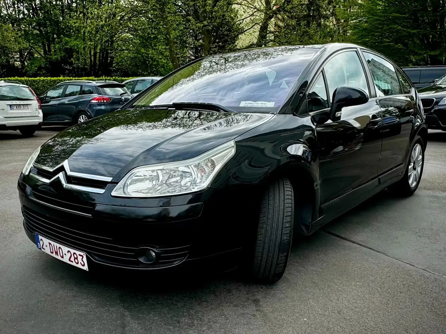 Citroen C4 essence Noir - 2