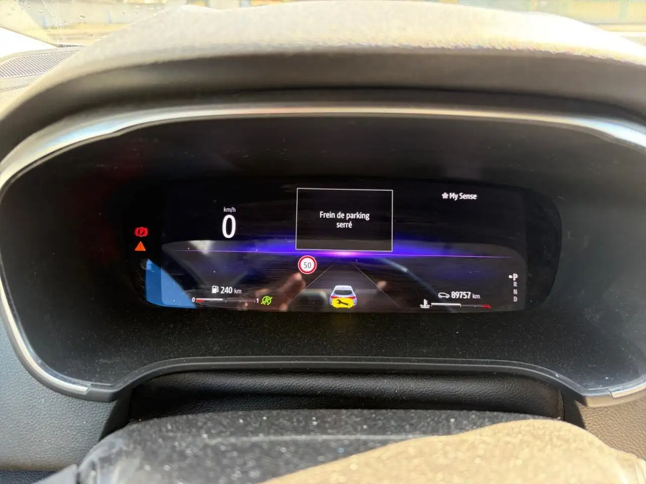 Renault Megane Berline — photo 16