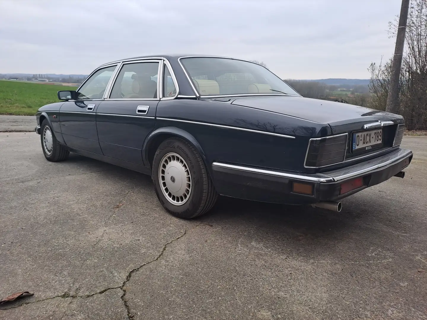 Daimler Six Blau - 2