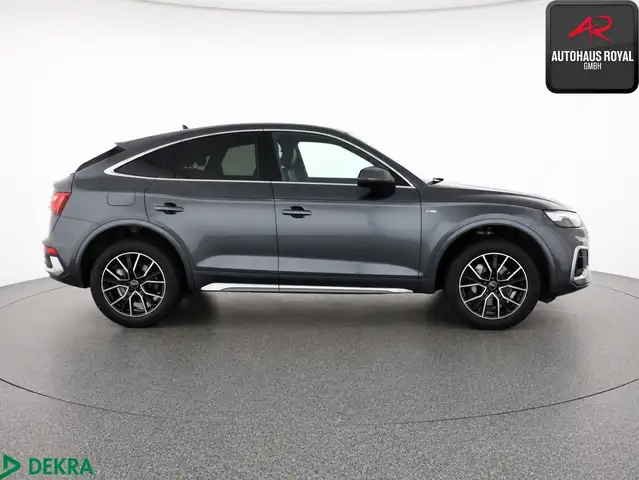 Audi Q5 view 6