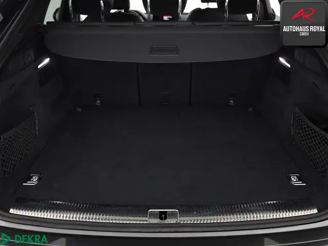 Audi Q5 view 14