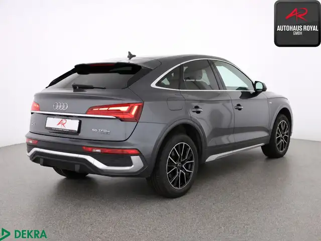 Audi Q5 view 5