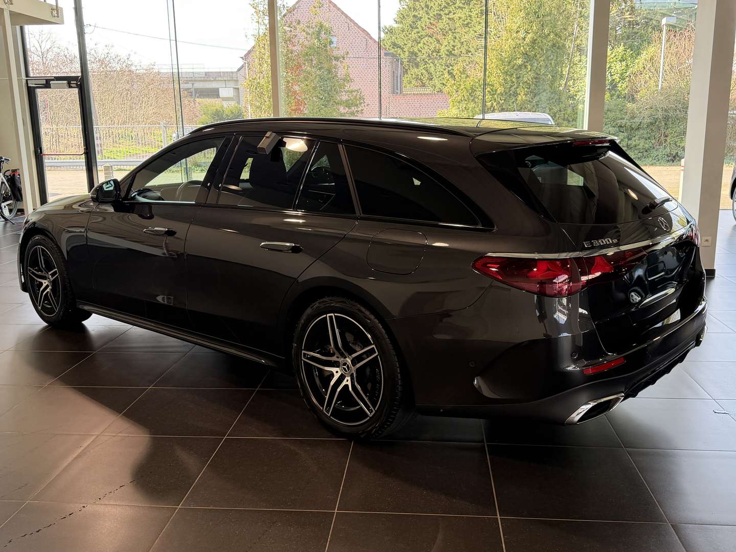 Mercedes Classe E Break 300 AMG Line -  - Joinsteer - #3