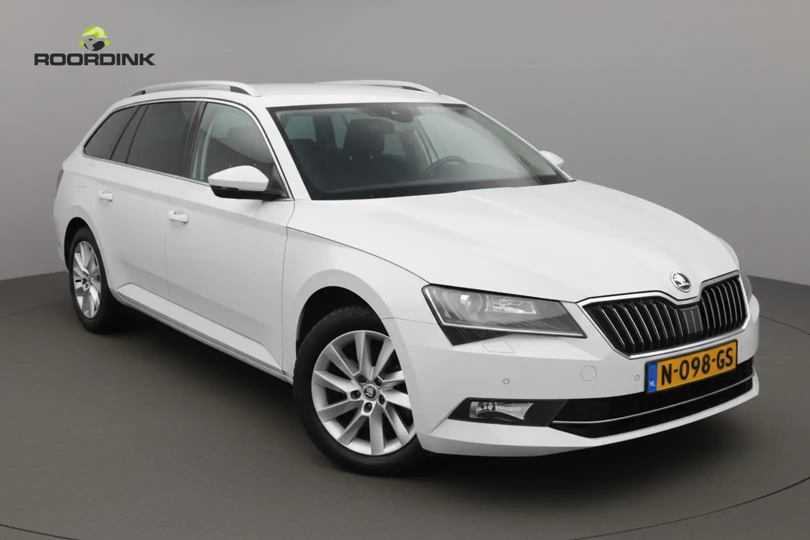 Skoda Superb Combi Clima|Cruise|Carplay|Led|Trekhaak|Automaat Blanc - 1