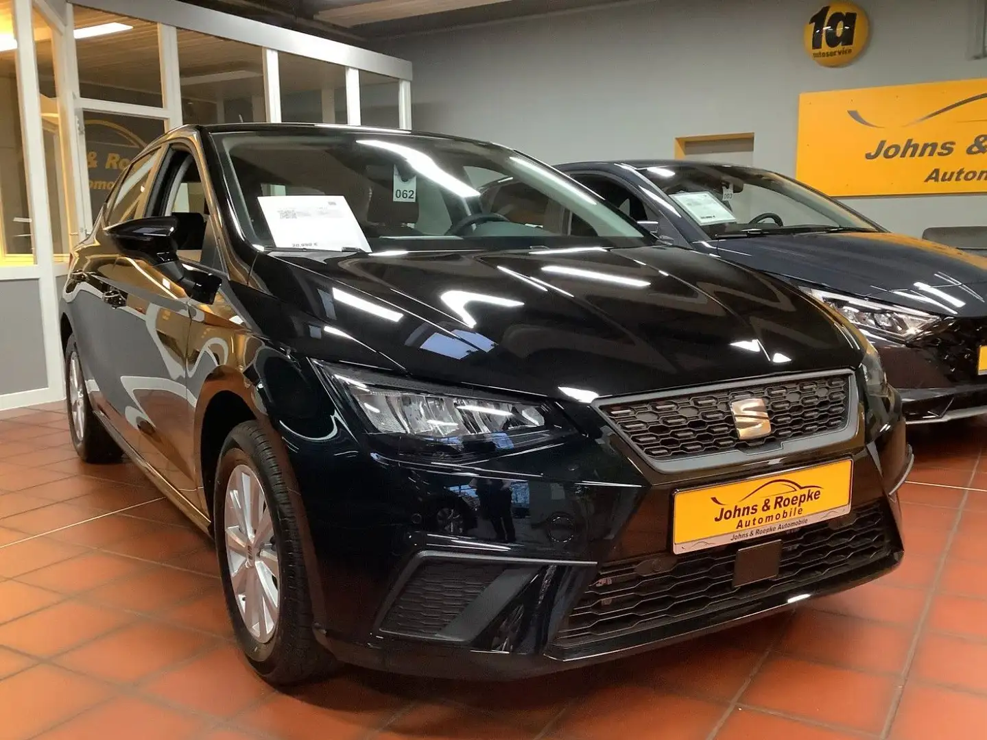 SEAT Ibiza Style / SITZ-HZG / KAMERA Černá - 1