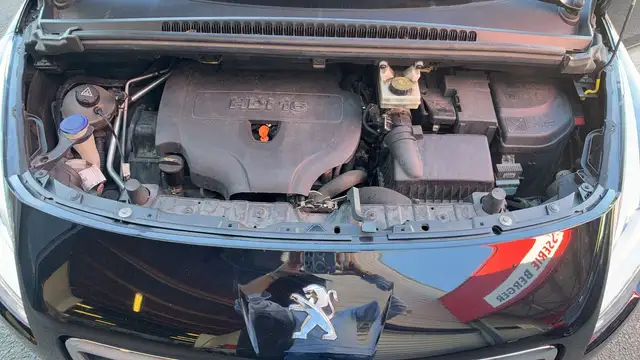 Peugeot 3008 view 15