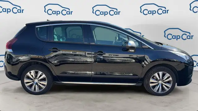 Peugeot 3008 view 4